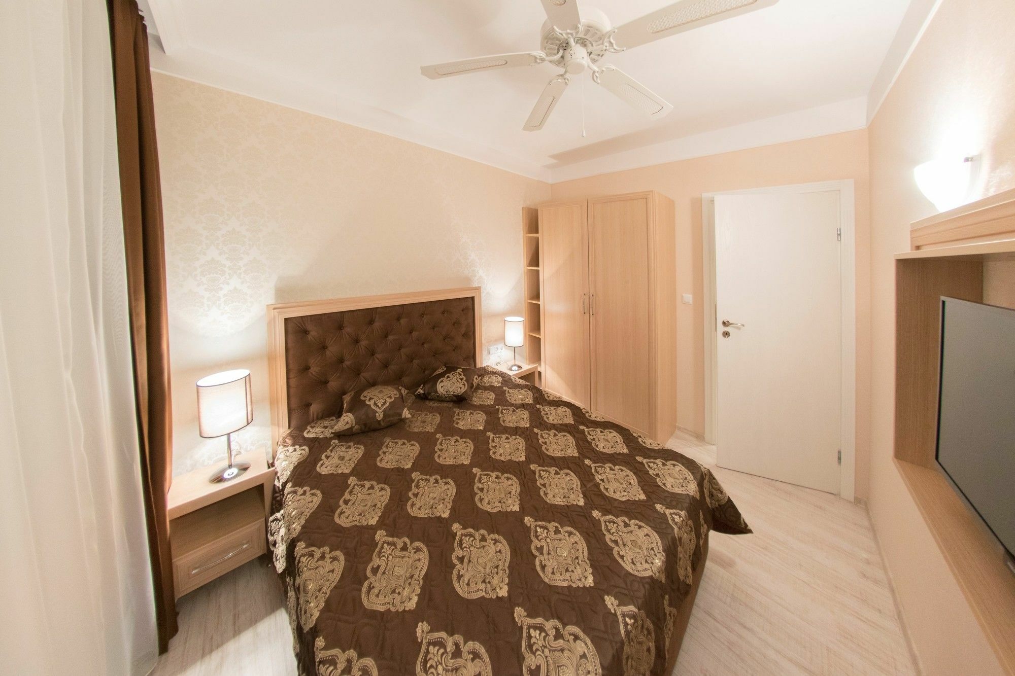 Harmony Suites - Monte Carlo Slantchev Briag Extérieur photo